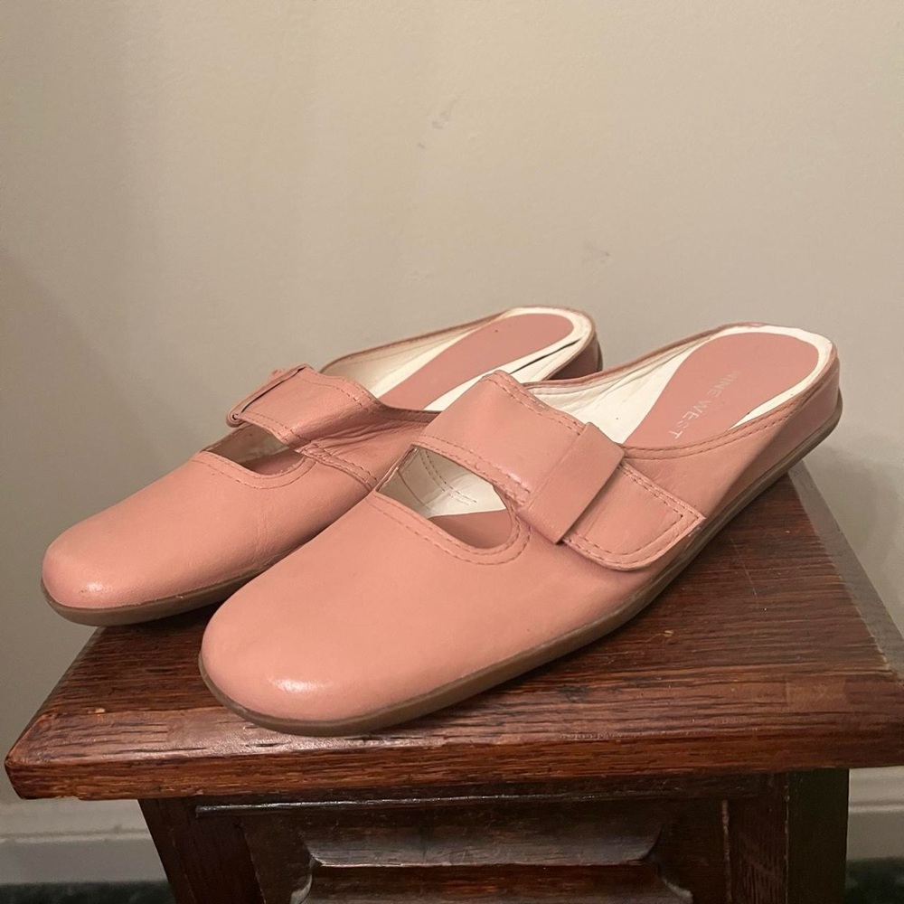 Y2K Nine West Pink Leather Cut Out Loafer Mules